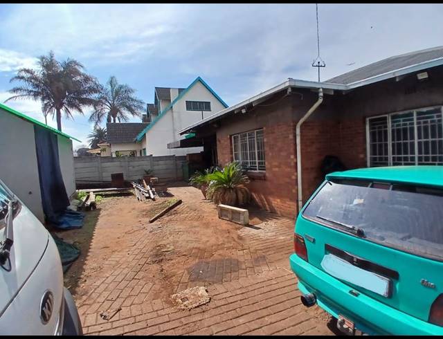 3 BEDROOM HOUSE FOR SALE IN ELSBURG